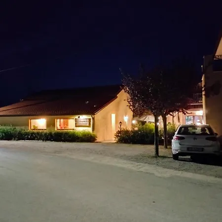 Фермерский дом Angelucci Con E Agri