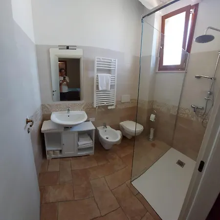 Angelucci Con E Agri