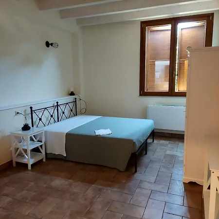 Фермерский дом Angelucci Con E Agri