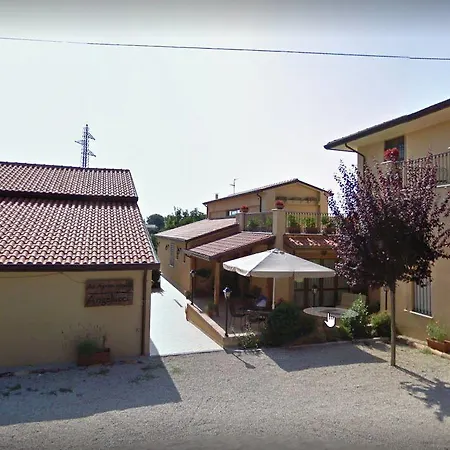 Фермерский дом Angelucci Con E Agri *