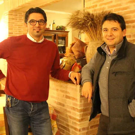 Angelucci Con E Agri Ланчиано