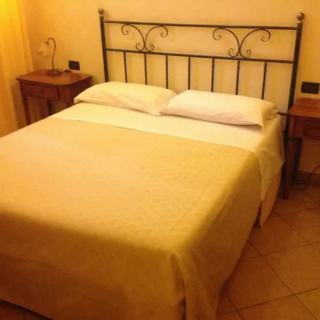 Angelucci Con E Agri * Ланчиано