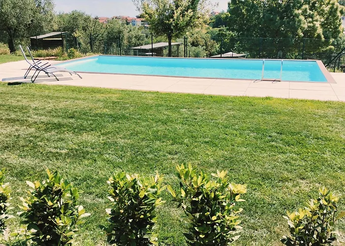 Angelucci Con E Agri Farm stay