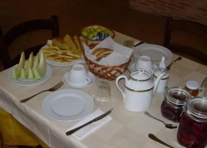 Angelucci Con E Agri Farm stay